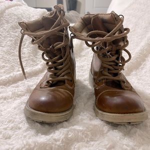 Unleashed Women’s Brown Size 8